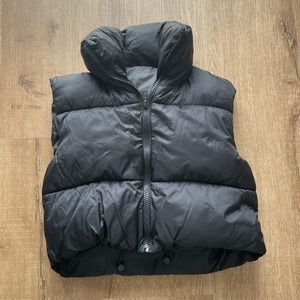 Cropped Puffer Vest